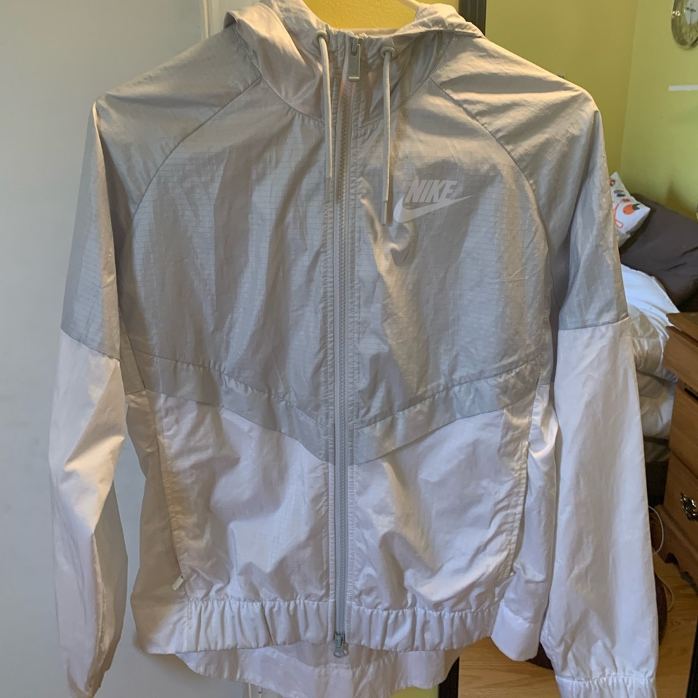 Nike windbreaker